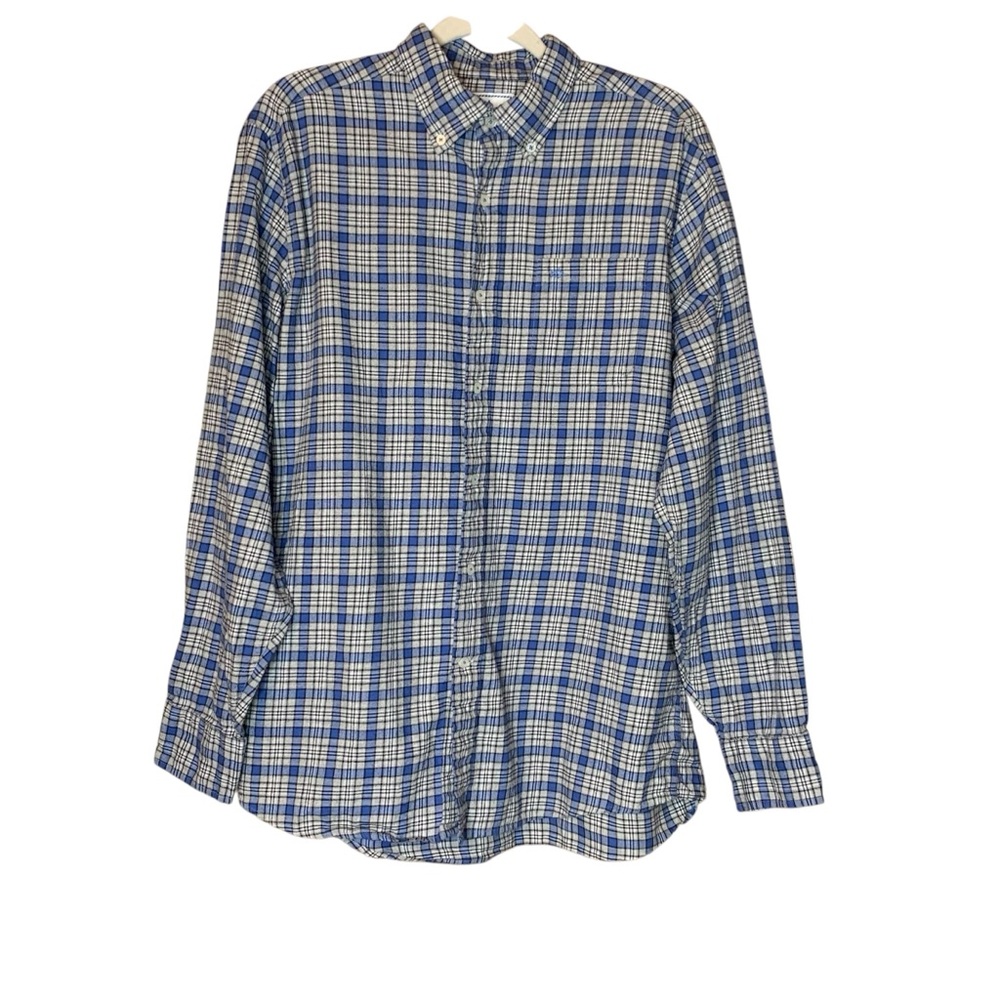 Southern Tide Classic Fit gray, black and blue flannel button down shirt. Size M